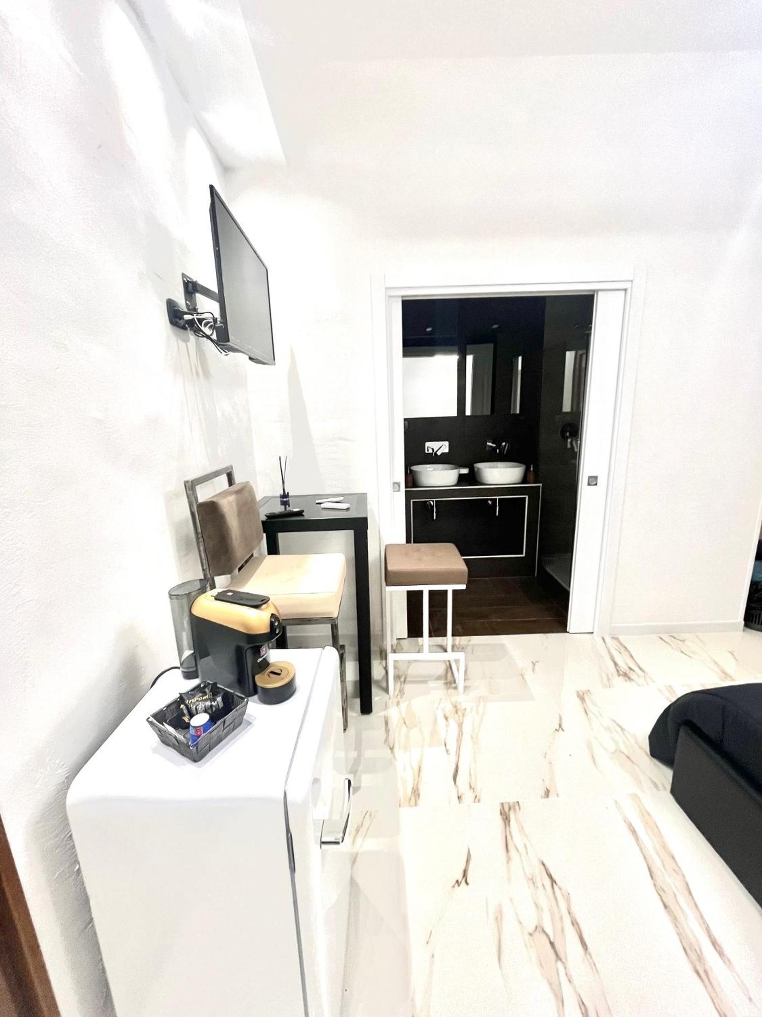 Mada'S Apartment Deluxe Μπάρι Εξωτερικό φωτογραφία