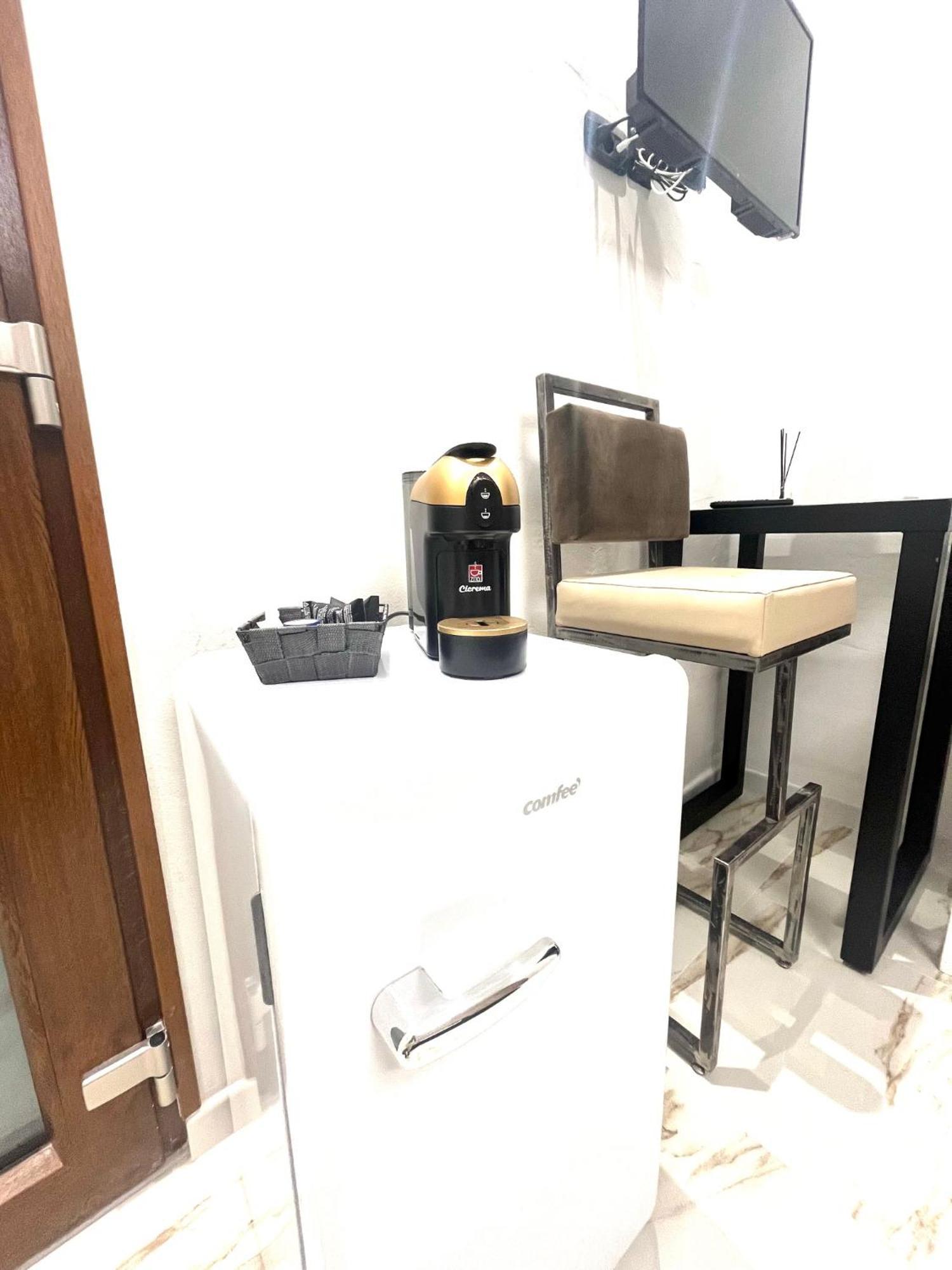 Mada'S Apartment Deluxe Μπάρι Εξωτερικό φωτογραφία